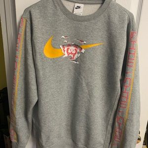 Nike sweatshirt